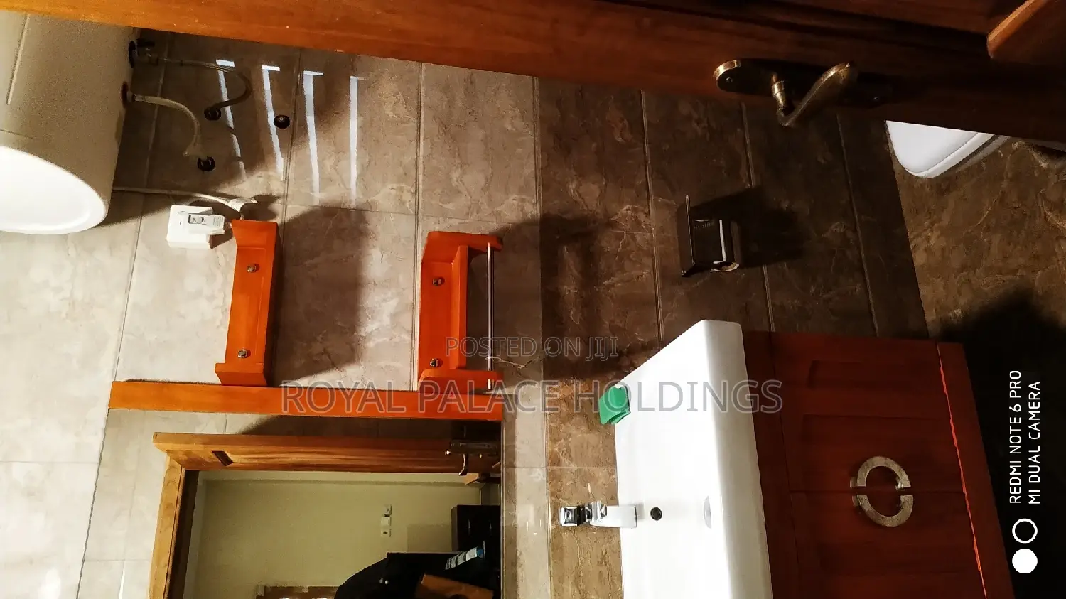 Furnished 3bdrm Apartment in Adjiringanor, Ability for rent