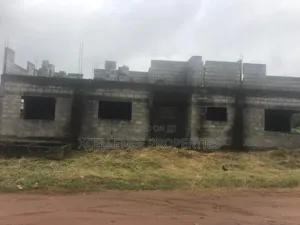 8bdrm House in Xcellence Properties, Amasaman for sale
