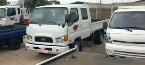 Hyundia Mighty Two Bouble Cube Truck