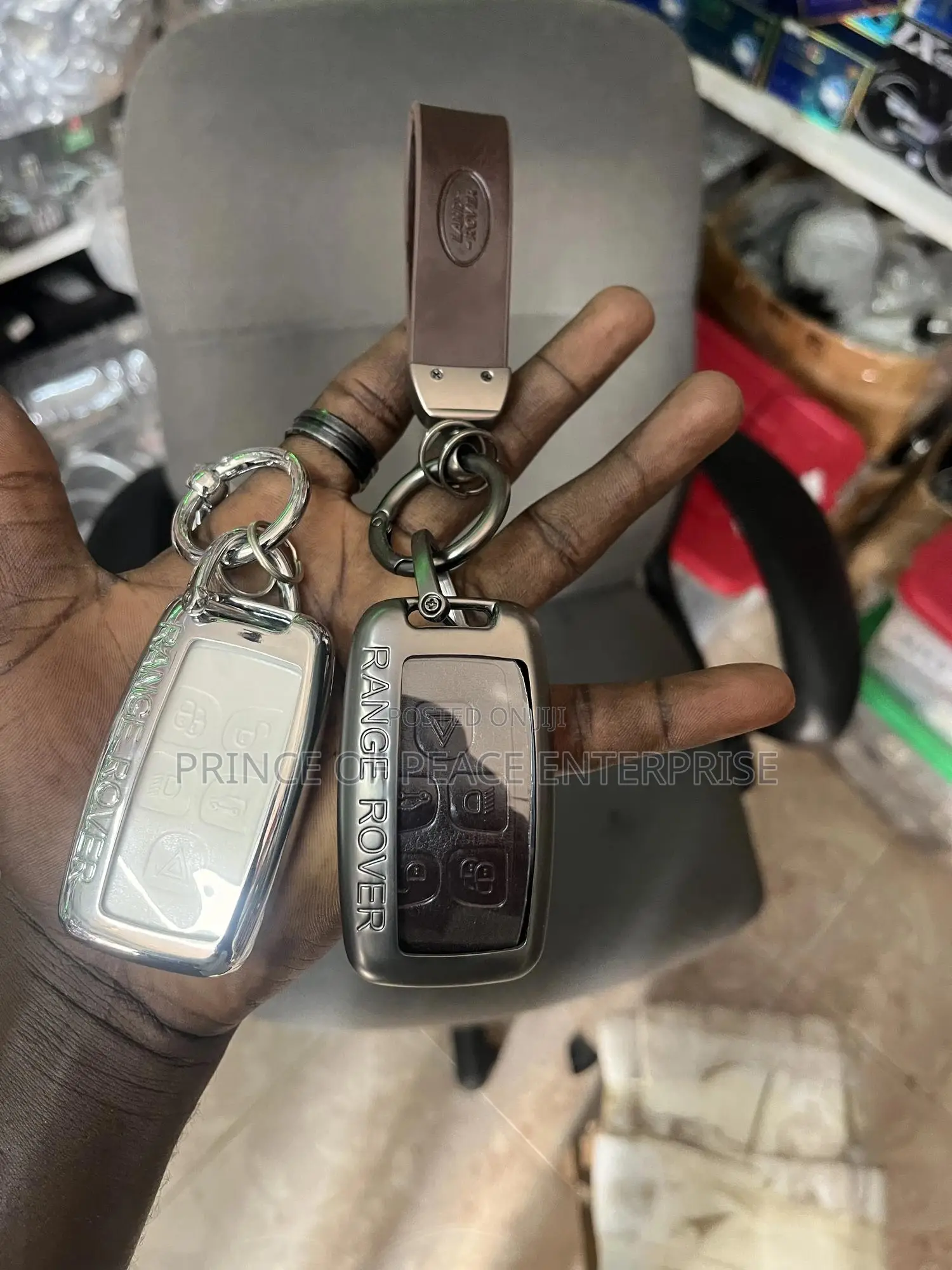 Range Rover Remote Metallic Cover