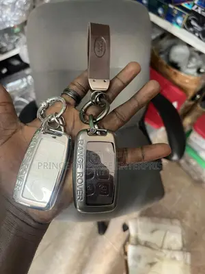 Range Rover Remote Metallic Cover