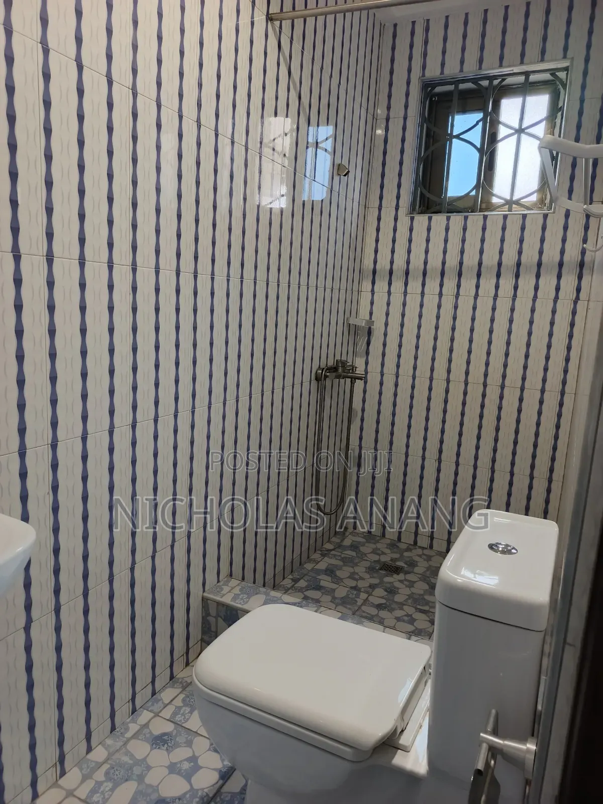 3bdrm Apartment in Dorns Properties, Tseaddo for rent