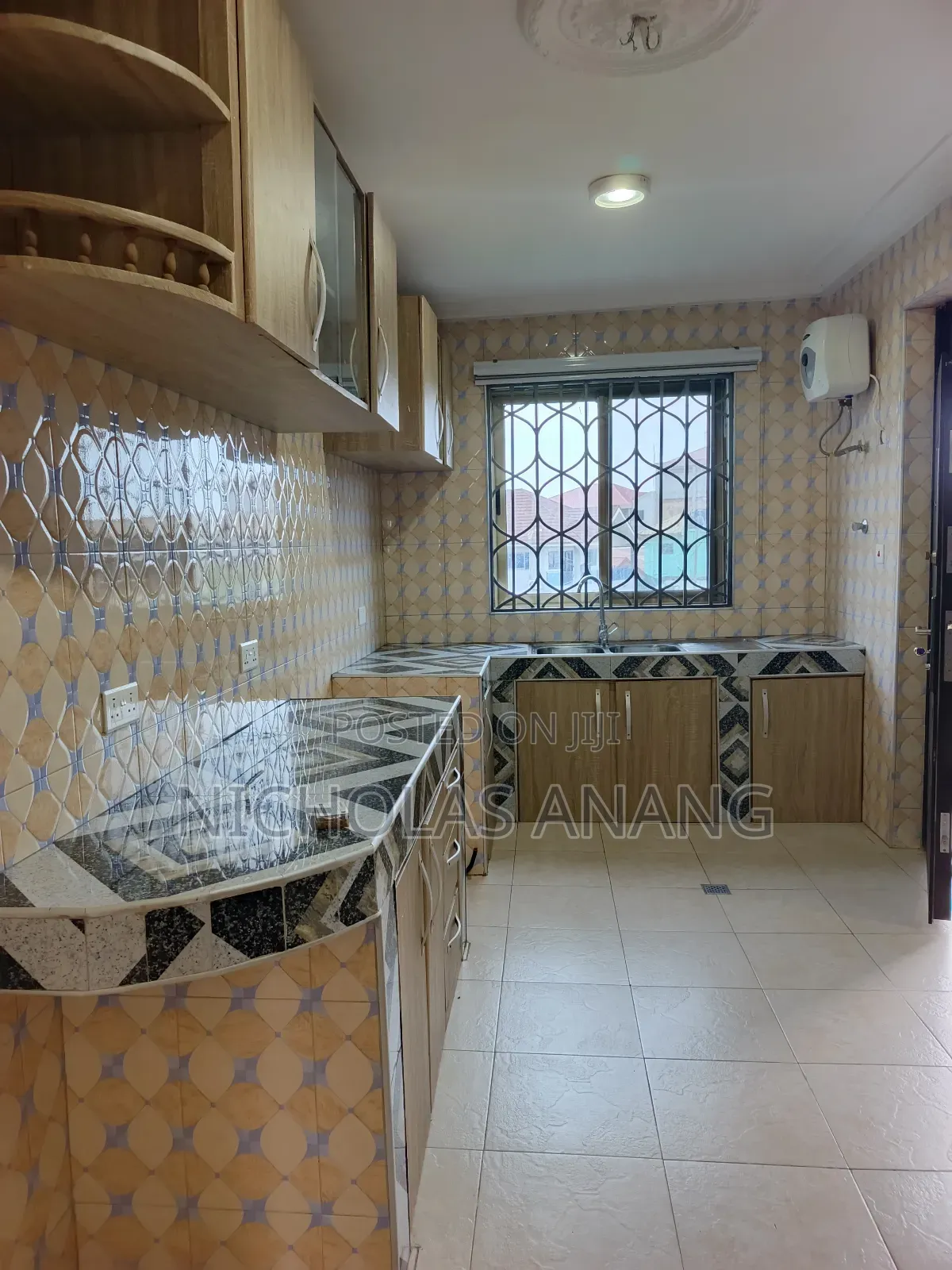 3bdrm Apartment in Dorns Properties, Tseaddo for rent