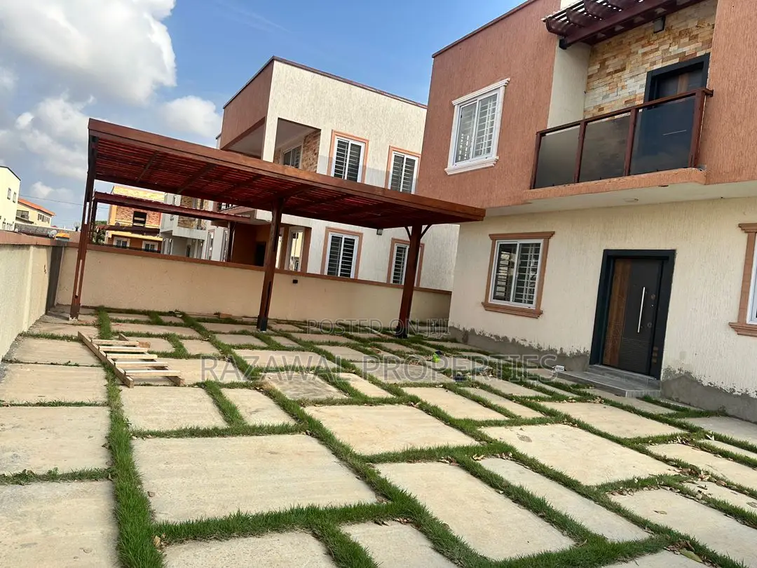2bdrm House in Achimota for rent