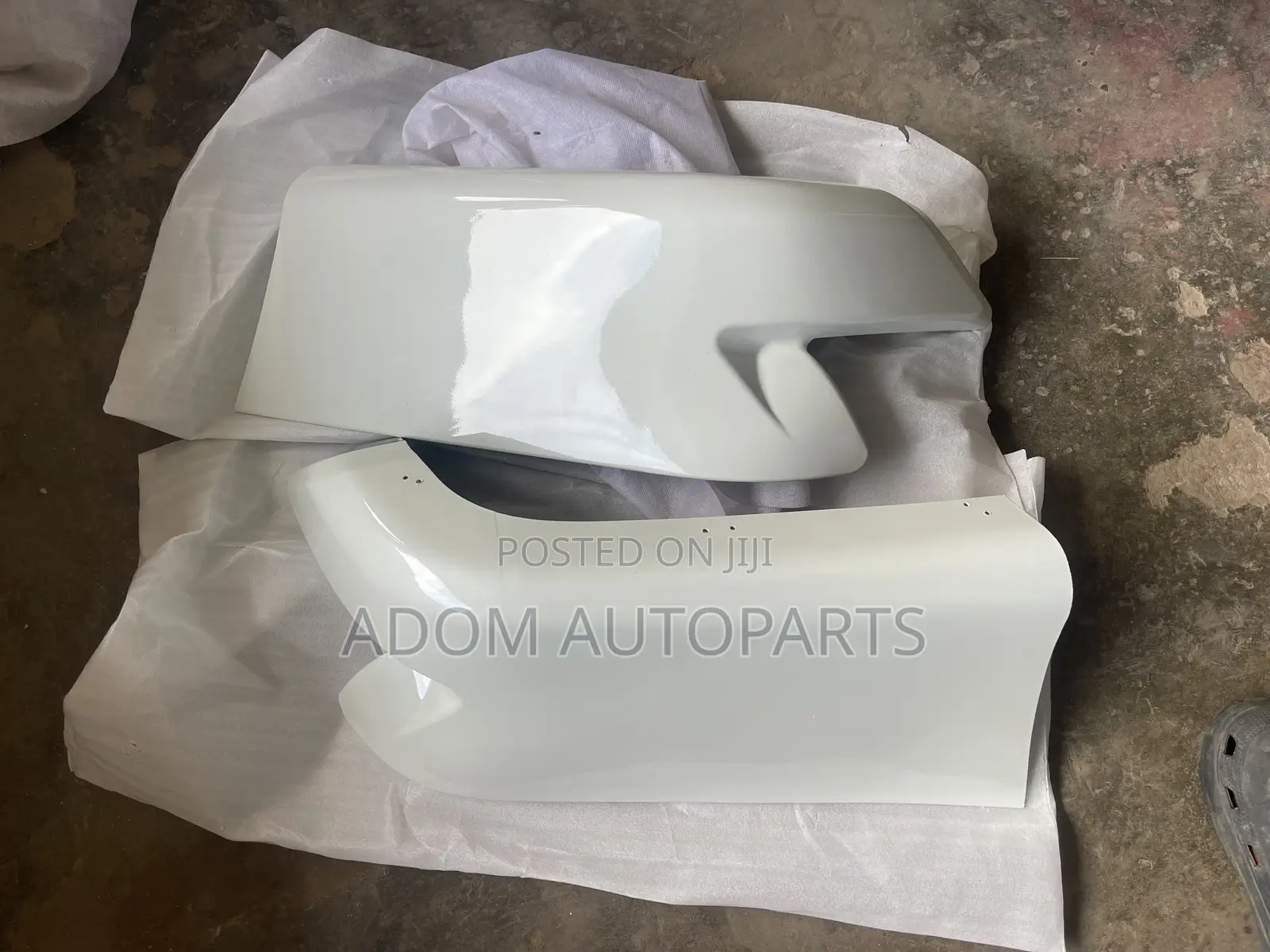 Toyota Land Cruiser Prado Back Bumper Spoiler