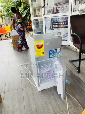 Long Lasting Nasf2-120 Nasco Top Freezer Table Top Fridge.