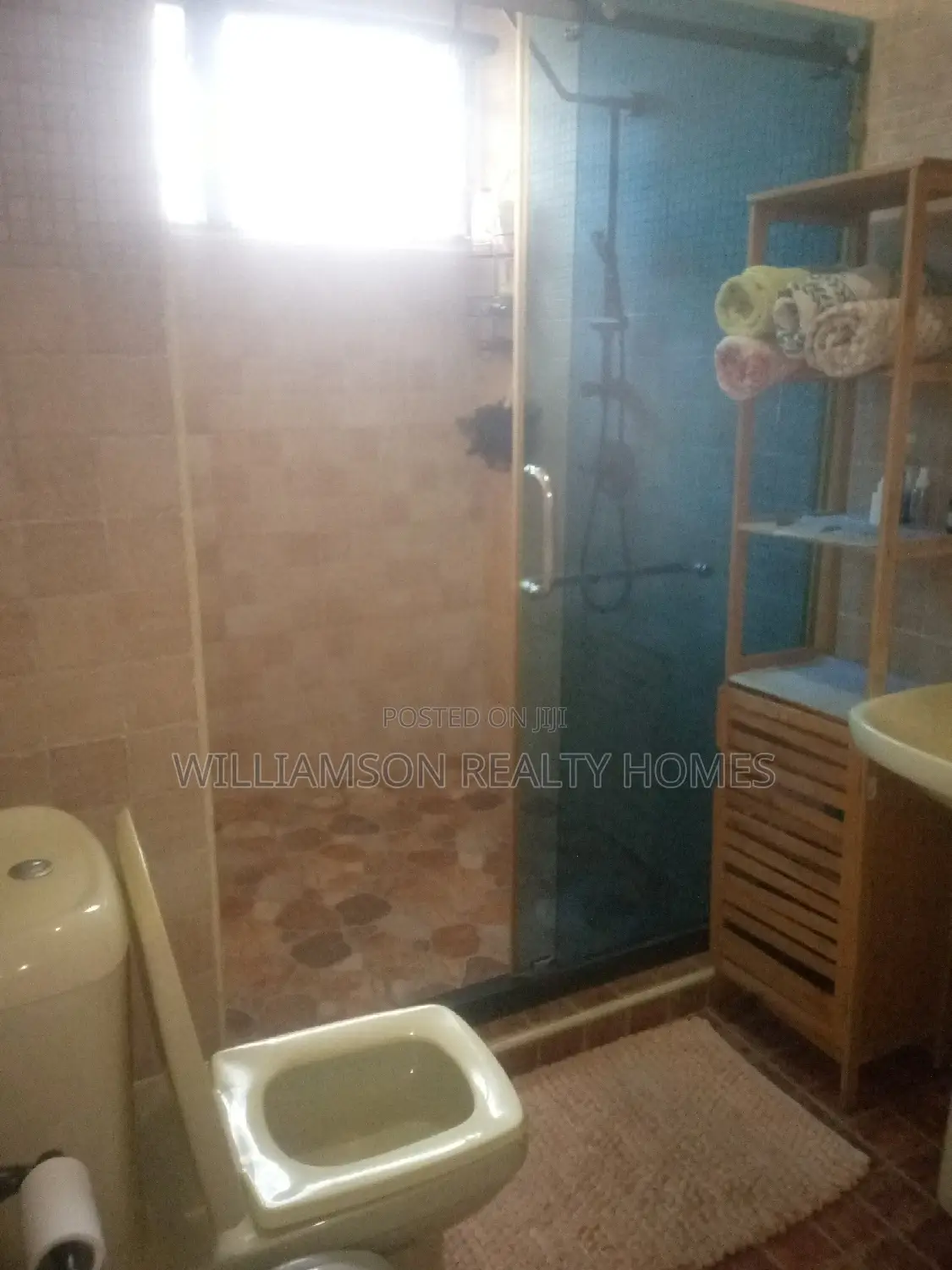 Luxury Fully Furnished 4bedrms Hse for Rent,Spintex