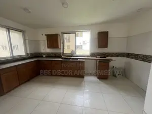 4bdrm House in Ashongman Ablorh, Accra Metropolitan for sale
