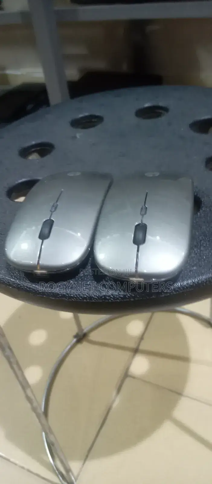 Rechargeable Wireless Mouse