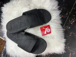 PUMA Slide From USA