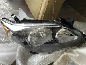 Toyota Corolla 2013 Headllamp