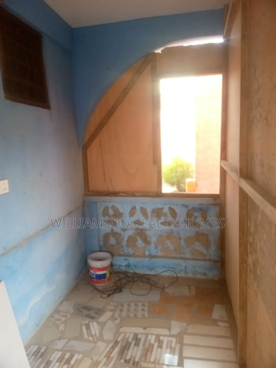 1bdrm Apartment in Community 18 Area, Spintex for rent