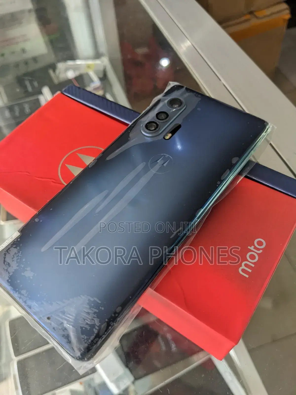 New Motorola Edge Plus 256 GB Blue
