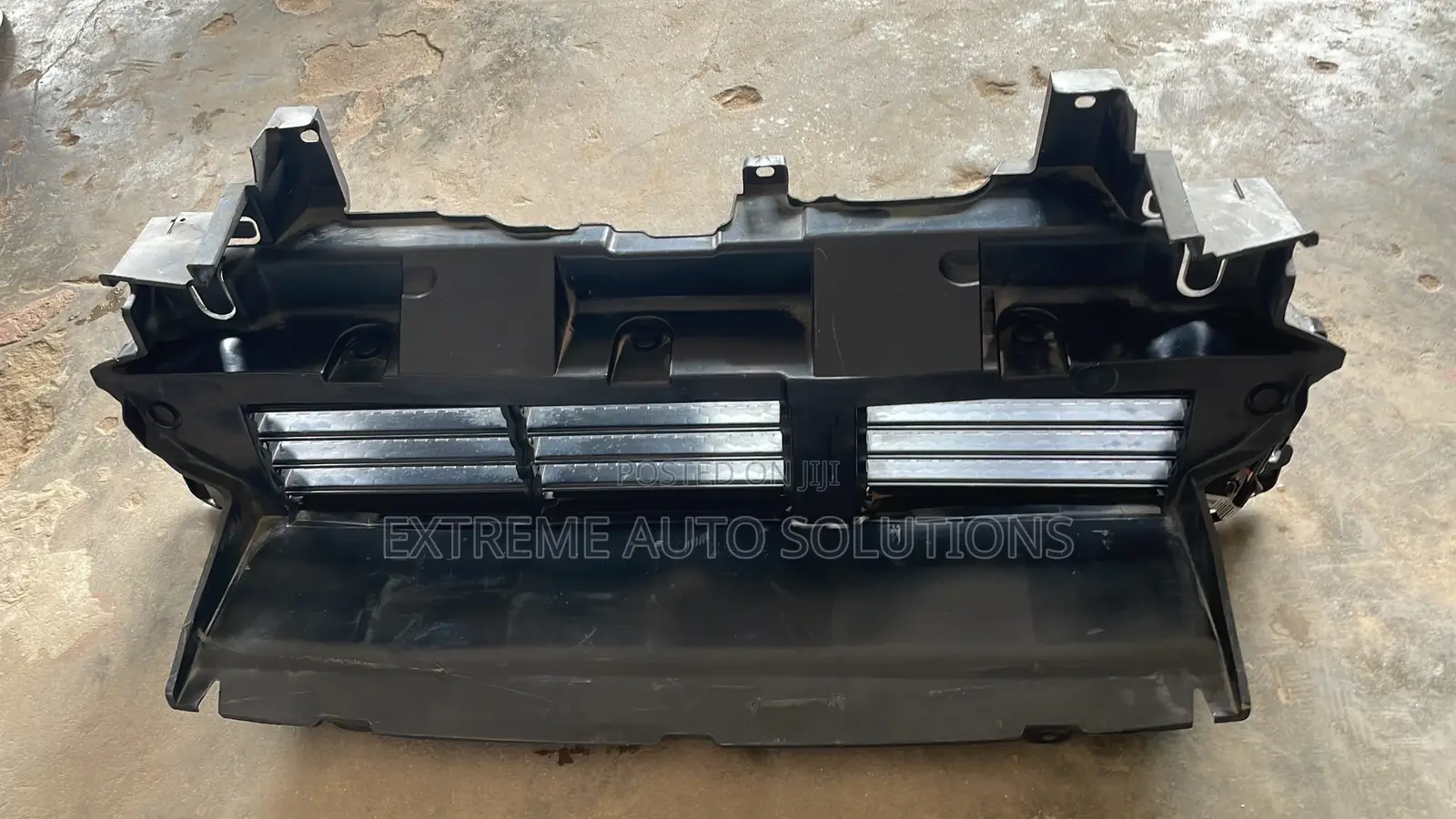 Honda CR-V 2017 - 2022 Shutter Grille Vent