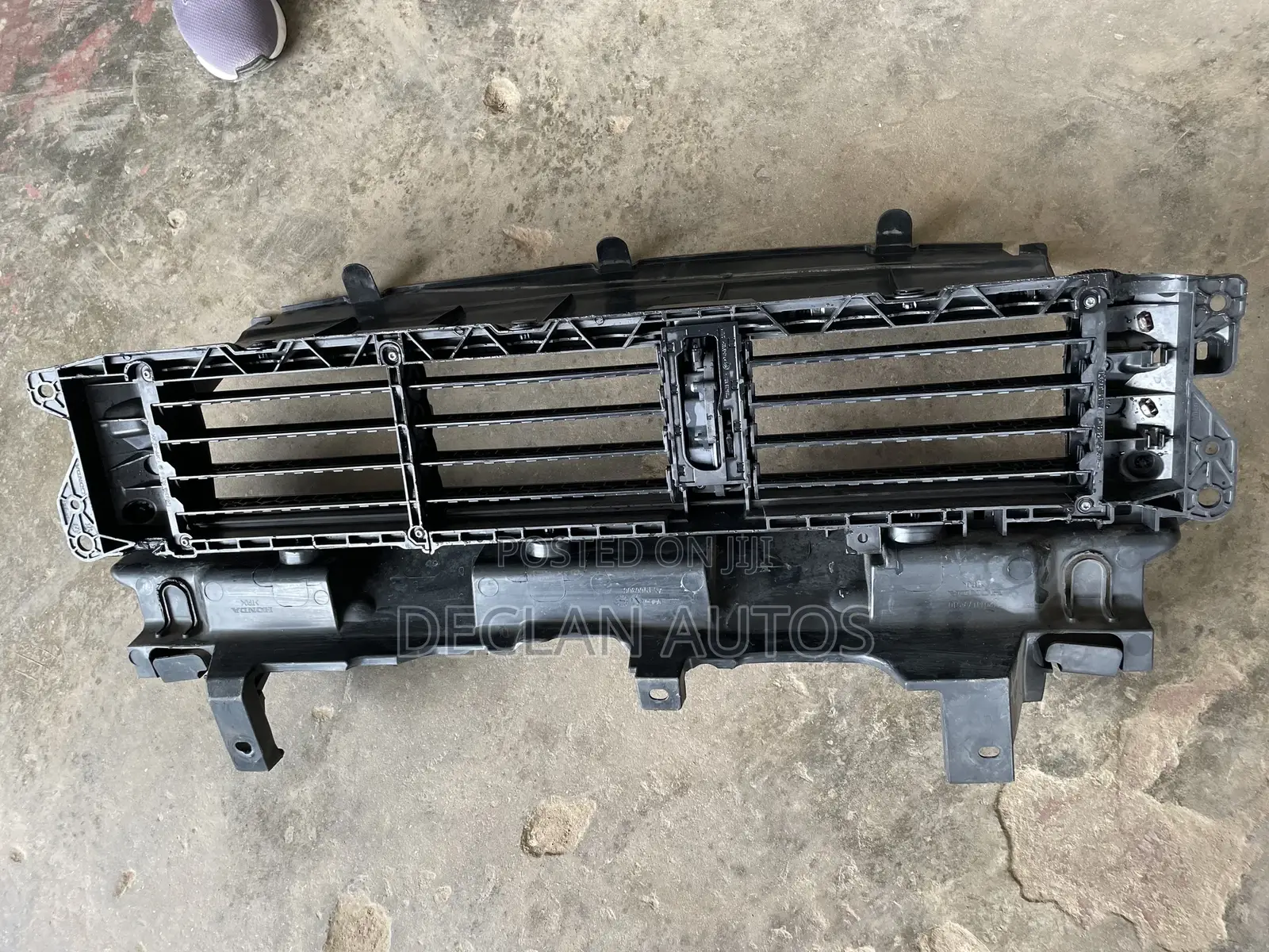 Honda CR-V 2017 - 2022 Shutter Grille Vent