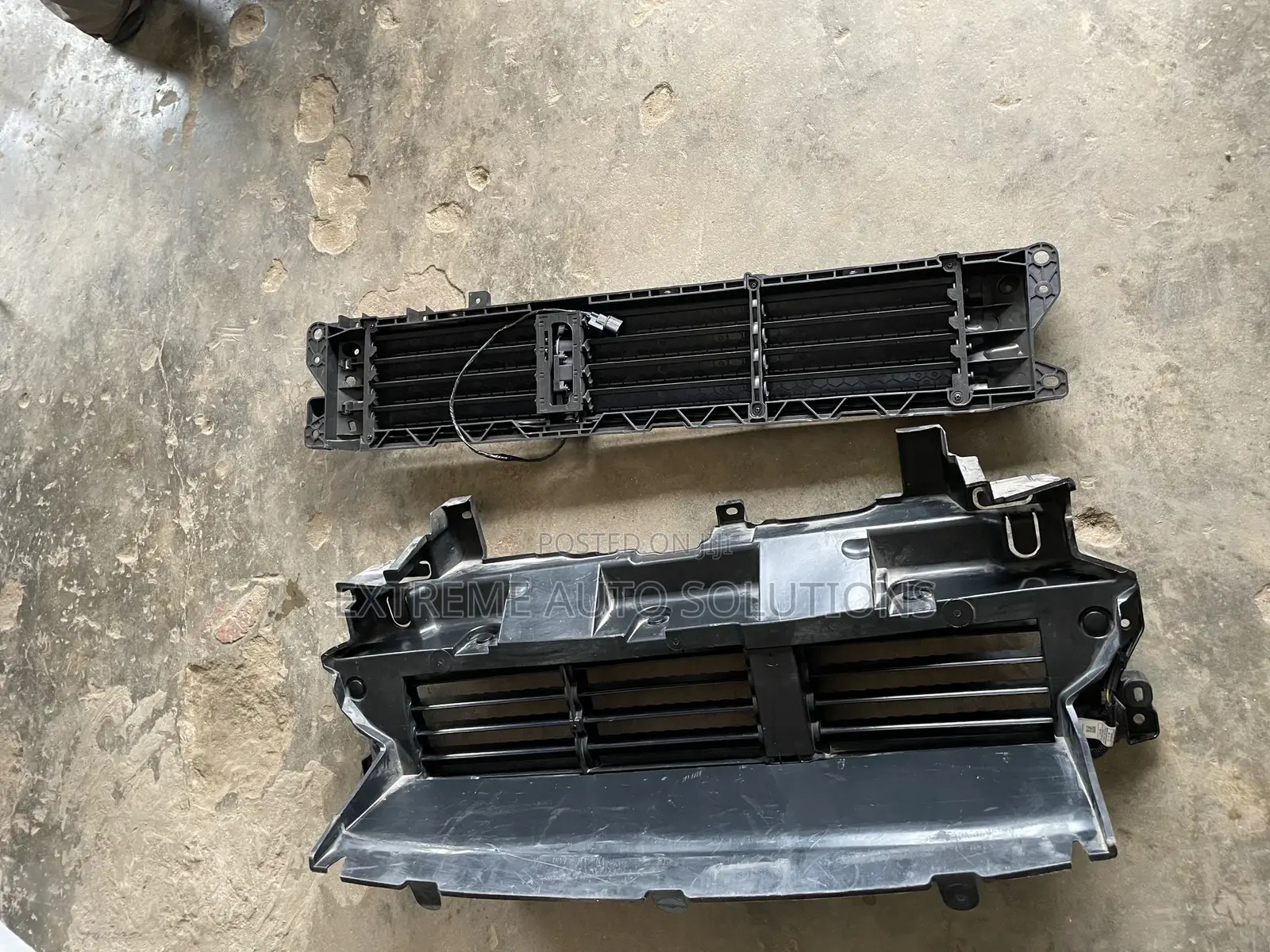 Honda CR-V 2017 - 2022 Shutter Grille Vent