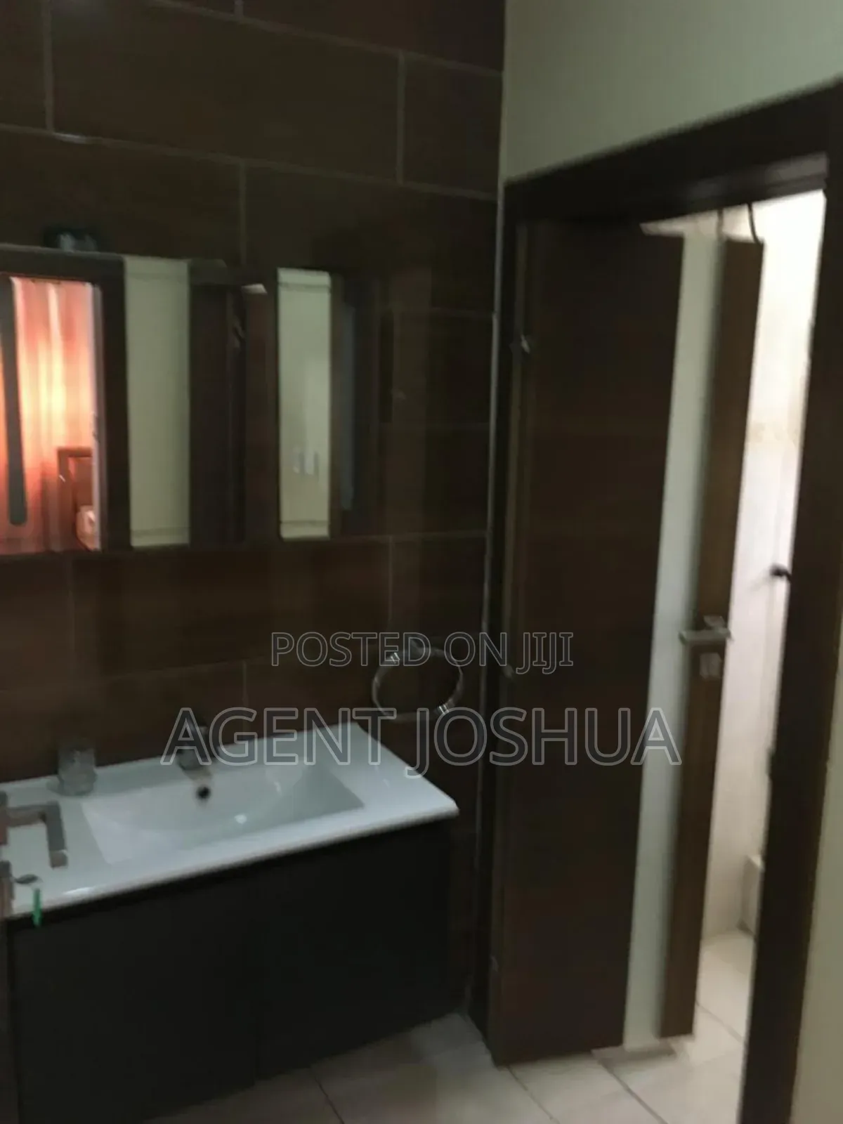 Furnished 4bdrm House in Regimanuel Estate, Airport Residential Area