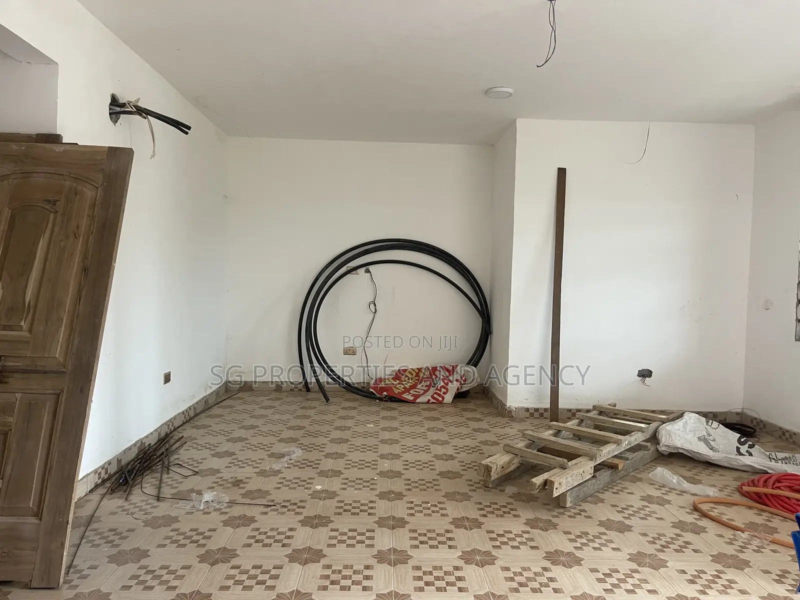 2bdrm Apartment in Lashibi, Spintex for rent
