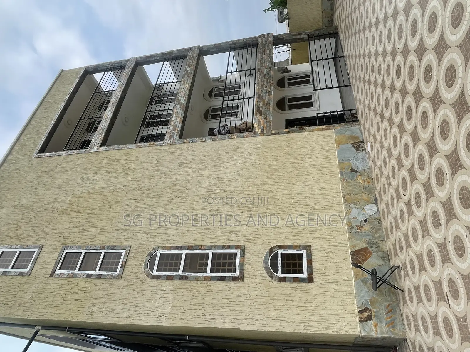 2bdrm Apartment in Lashibi, Spintex for rent