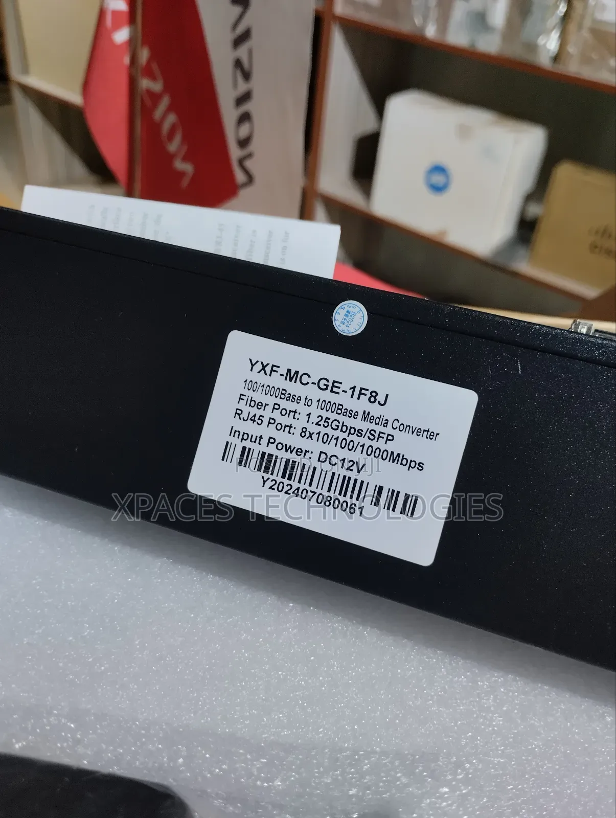 8port Gigabit Ethernet Switch +1 SFP Fiber Port Media
