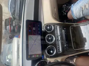 Mercedes Benz GLC 2016 Carplay Android Screen