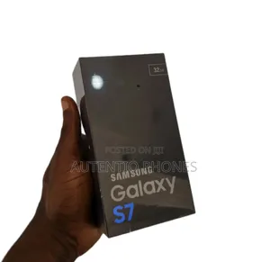 New Samsung Galaxy S7 32 GB Black