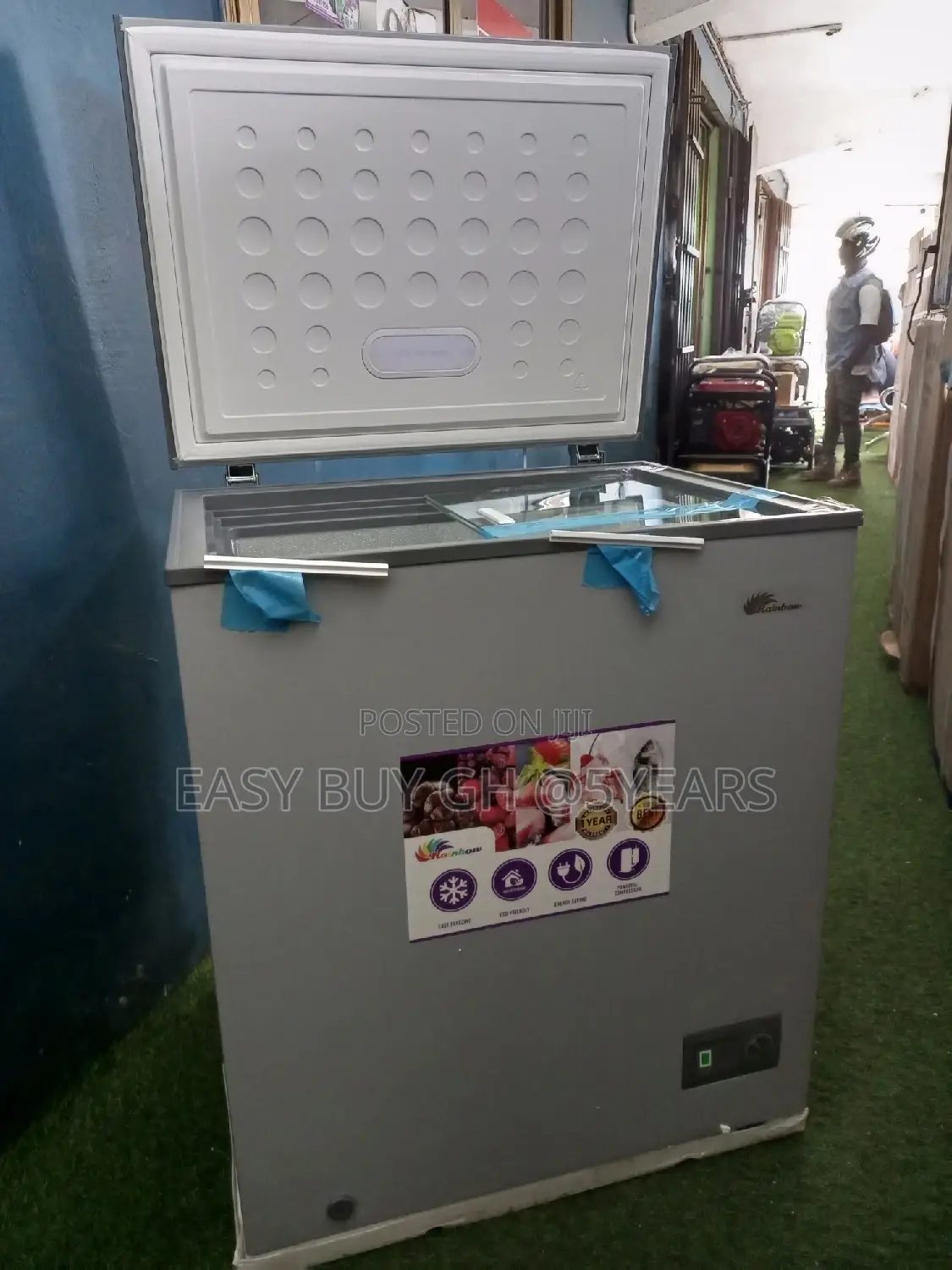 Rainbow 145liters Freezer Chest