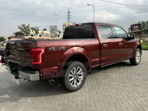 Ford F-150 Lariat 4x4 SuperCab Styleside 6.5 ft. box 145 in. WB 2016
