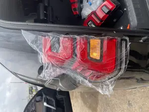 Toyota Land Cruiser Prado 2018 Taillights