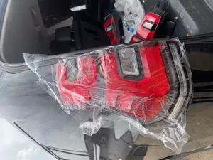 Toyota Land Cruiser Prado 2018 Taillights