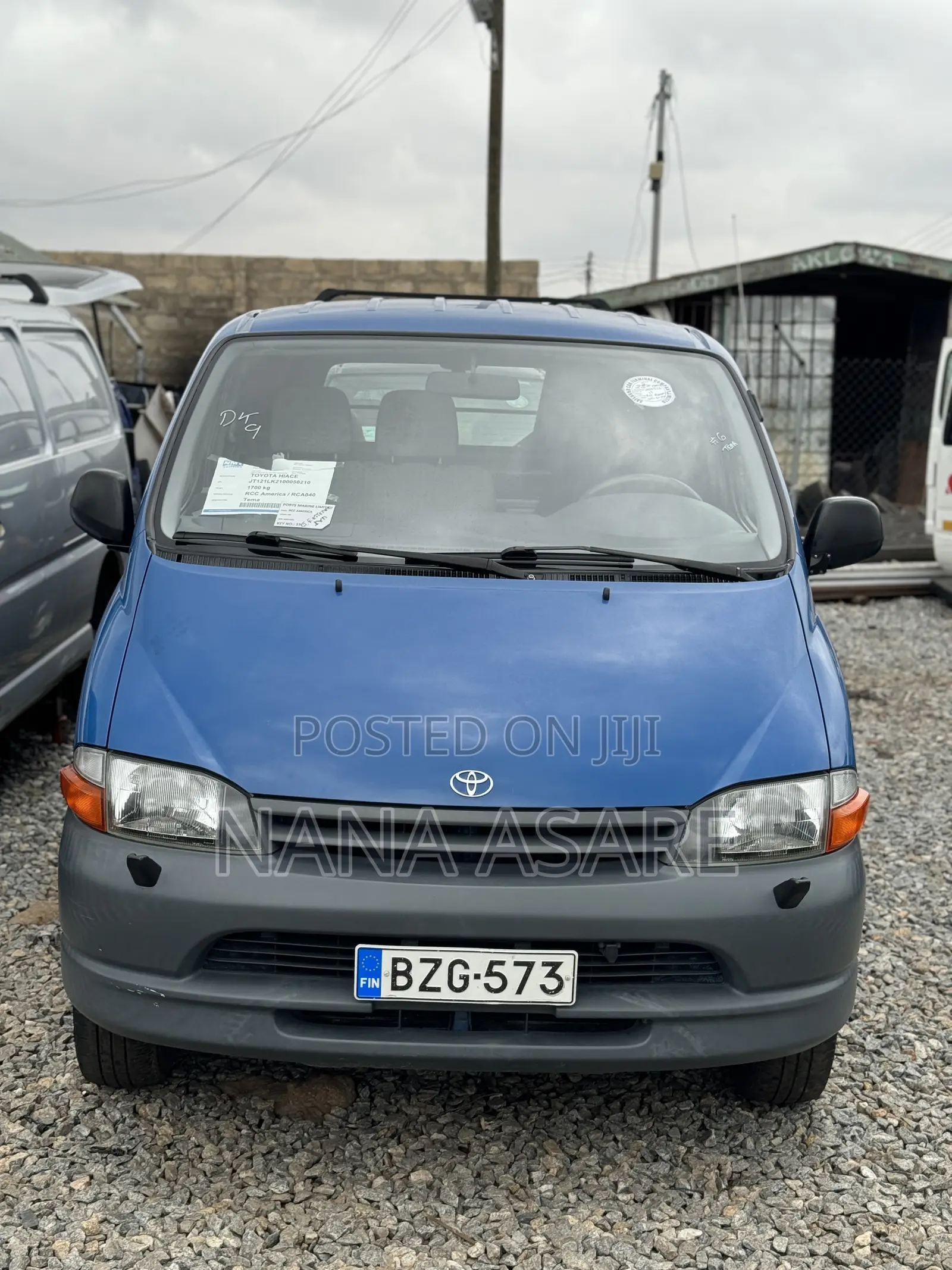 Toyota HiAce 2006 Blue