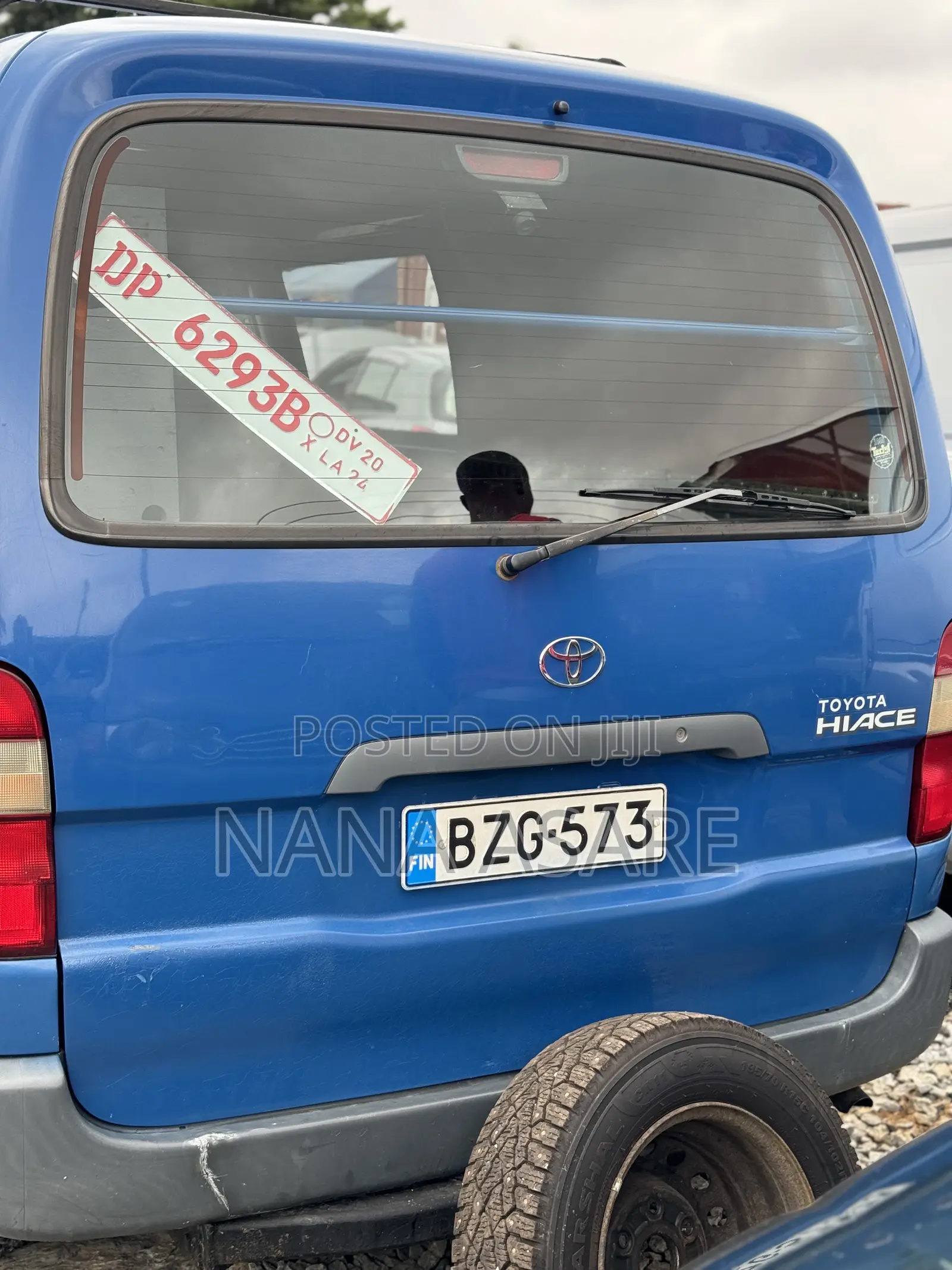 Toyota HiAce 2006 Blue