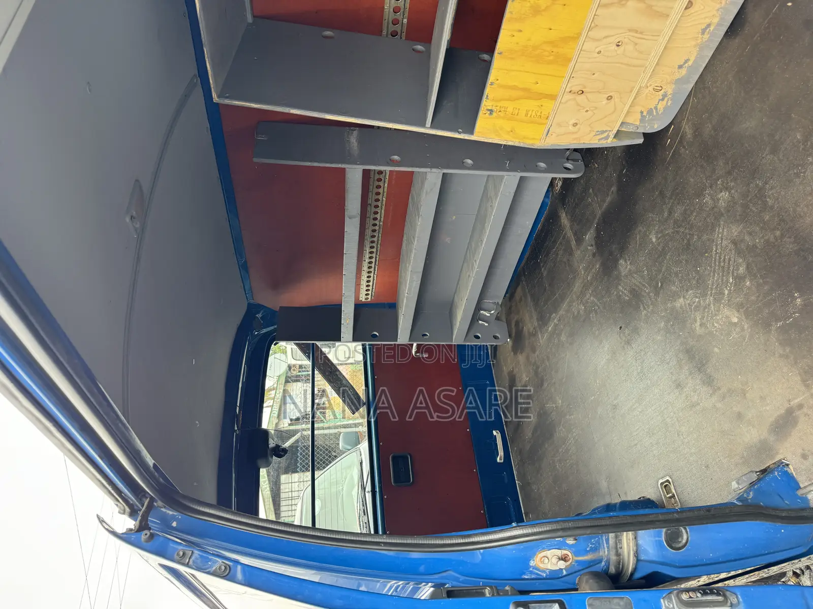 Toyota HiAce 2006 Blue