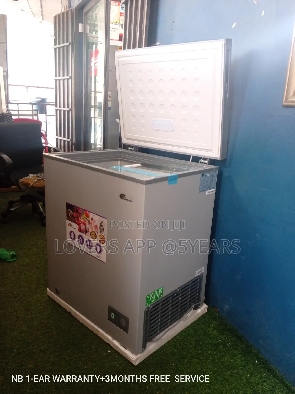 Rainbow Chest Freezer Chest Freezer 145L Affordable