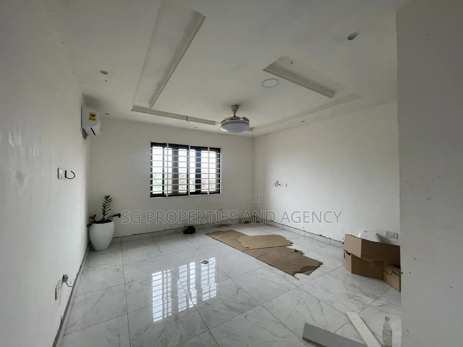2bdrm Townhouse / Terrace in Lashibi, Spintex for rent