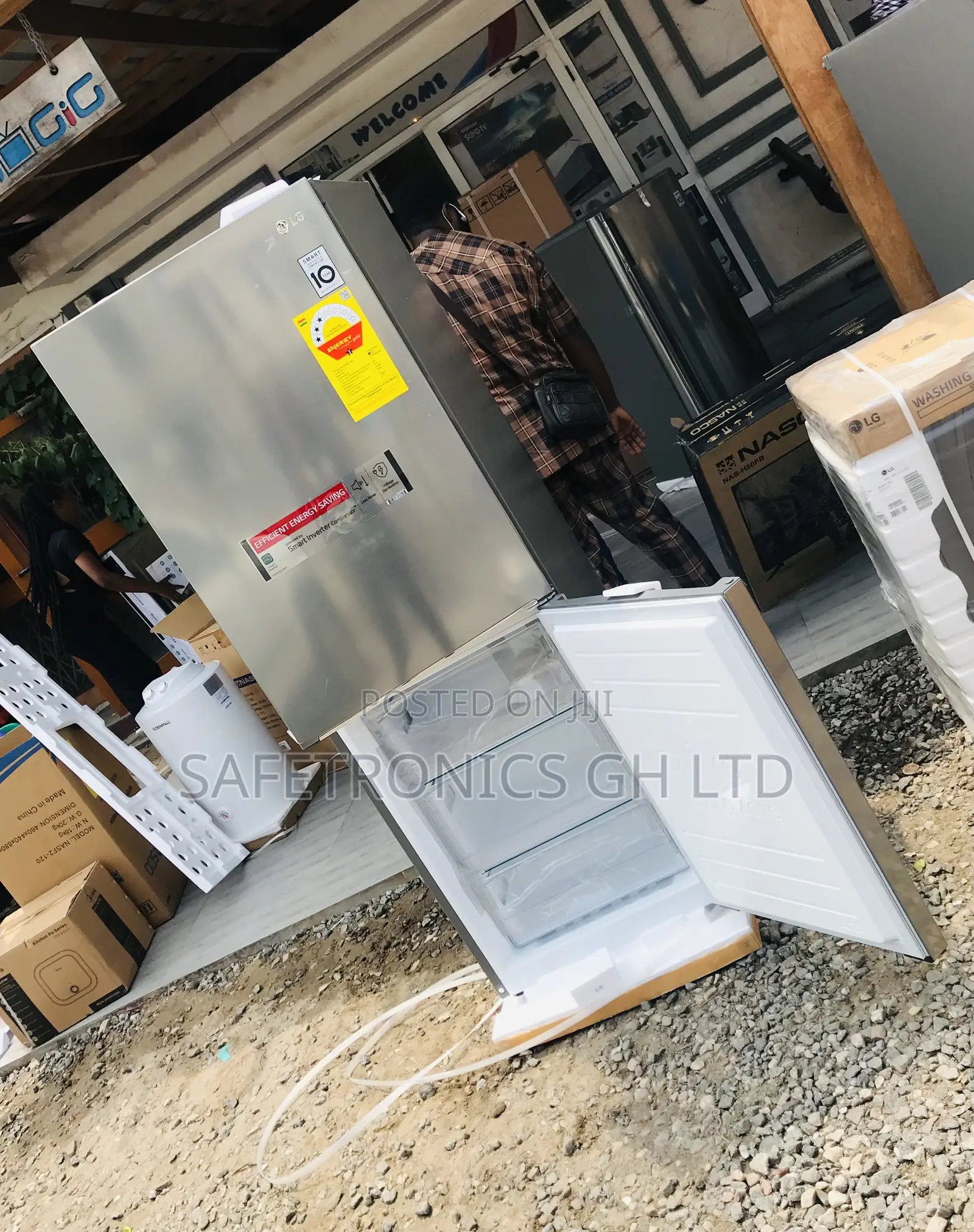 309L Bottomfreezer Essential LG (Gray) GC-B399NLJM 