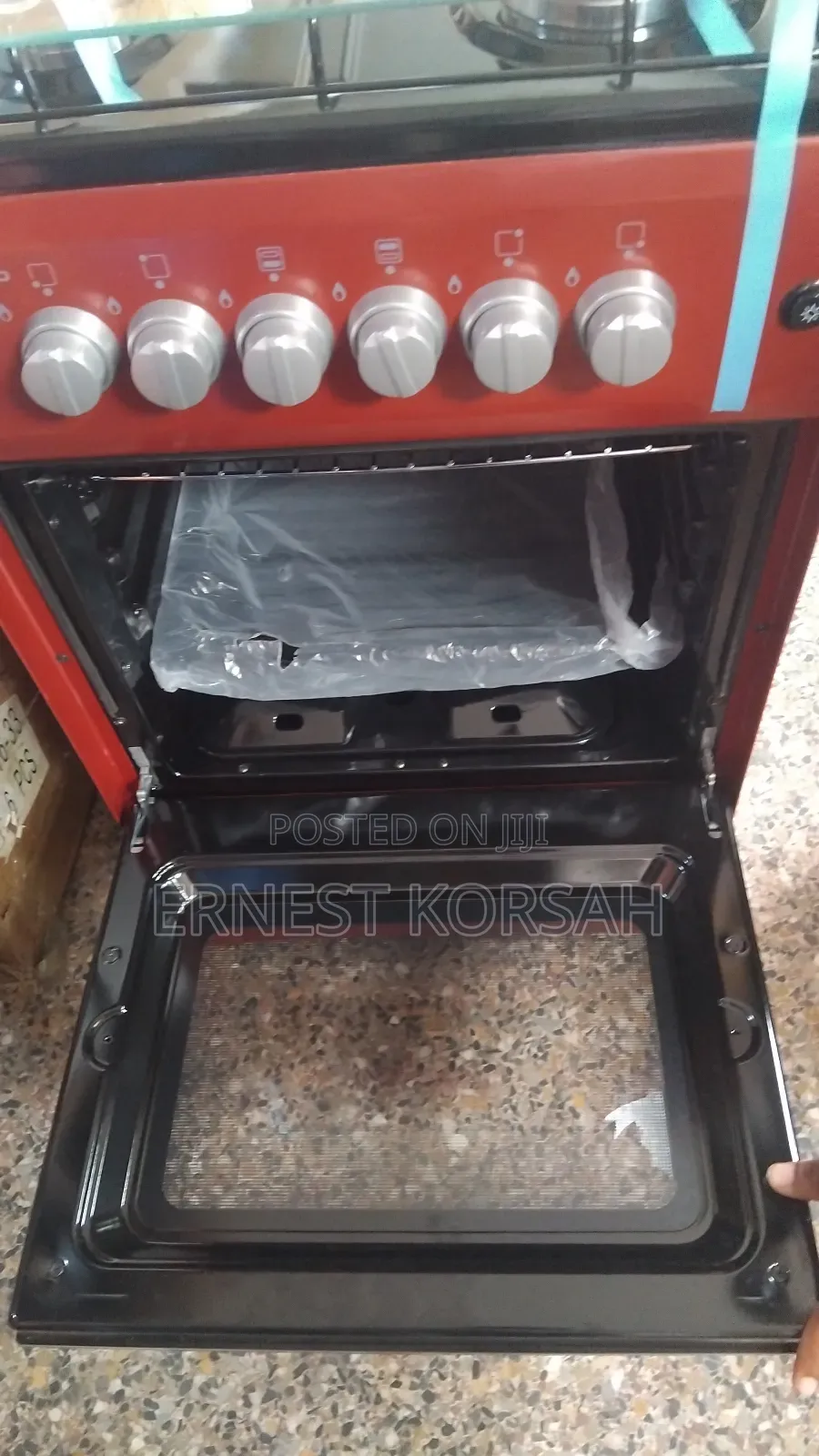 Volcano 4 Burner Gas Stove With Oven