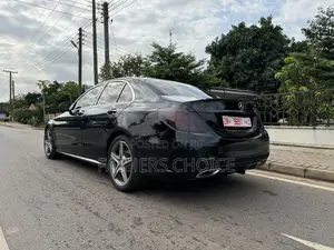 Mercedes-Benz C300 Luxury 4Matic Sedan AWD (2.0L 4cyl 7A) 2016 Black
