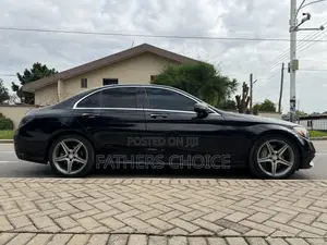 Mercedes-Benz C300 Luxury 4Matic Sedan AWD (2.0L 4cyl 7A) 2016 Black