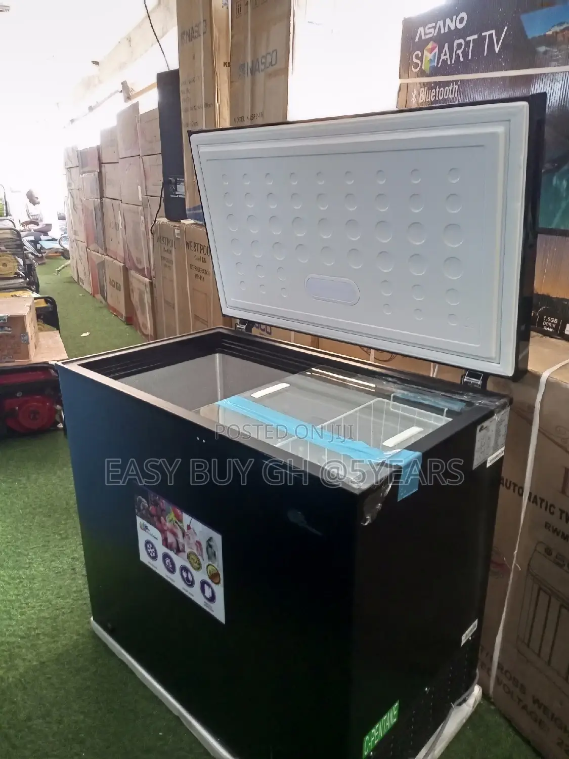 First Class Rainbow Chest Freezer 200liters