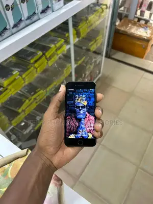 Apple iPhone 7 128 GB Black