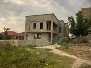 6bdrm House in Star Gate Properties, Kumasi Metropolitan for sale