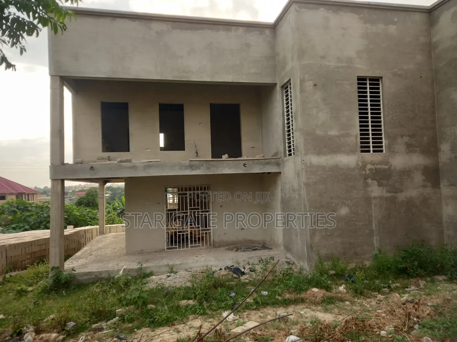 6bdrm House in Star Gate Properties, Kumasi Metropolitan for sale