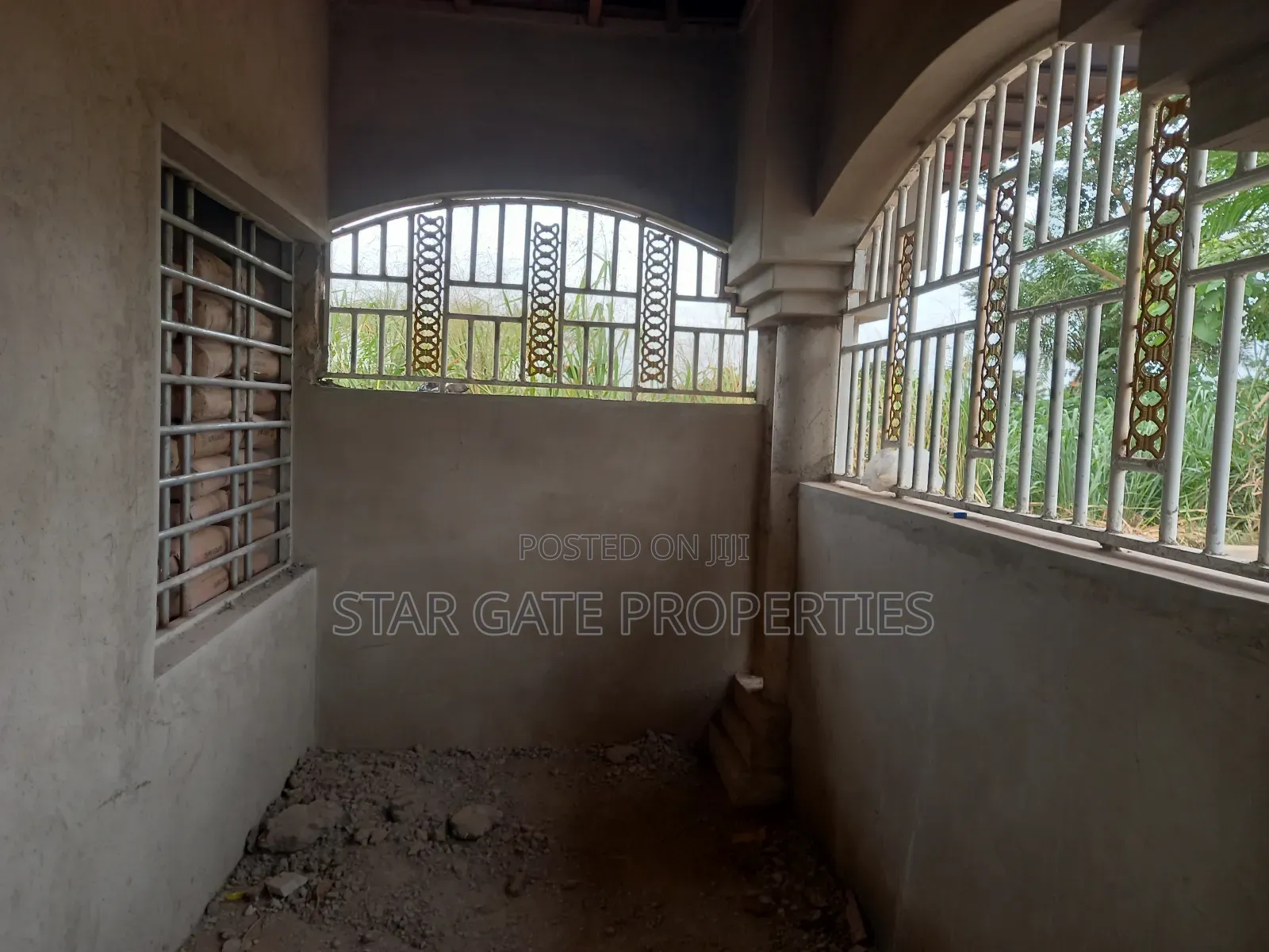 3bdrm House in Adankwame, Kumasi Metropolitan for sale