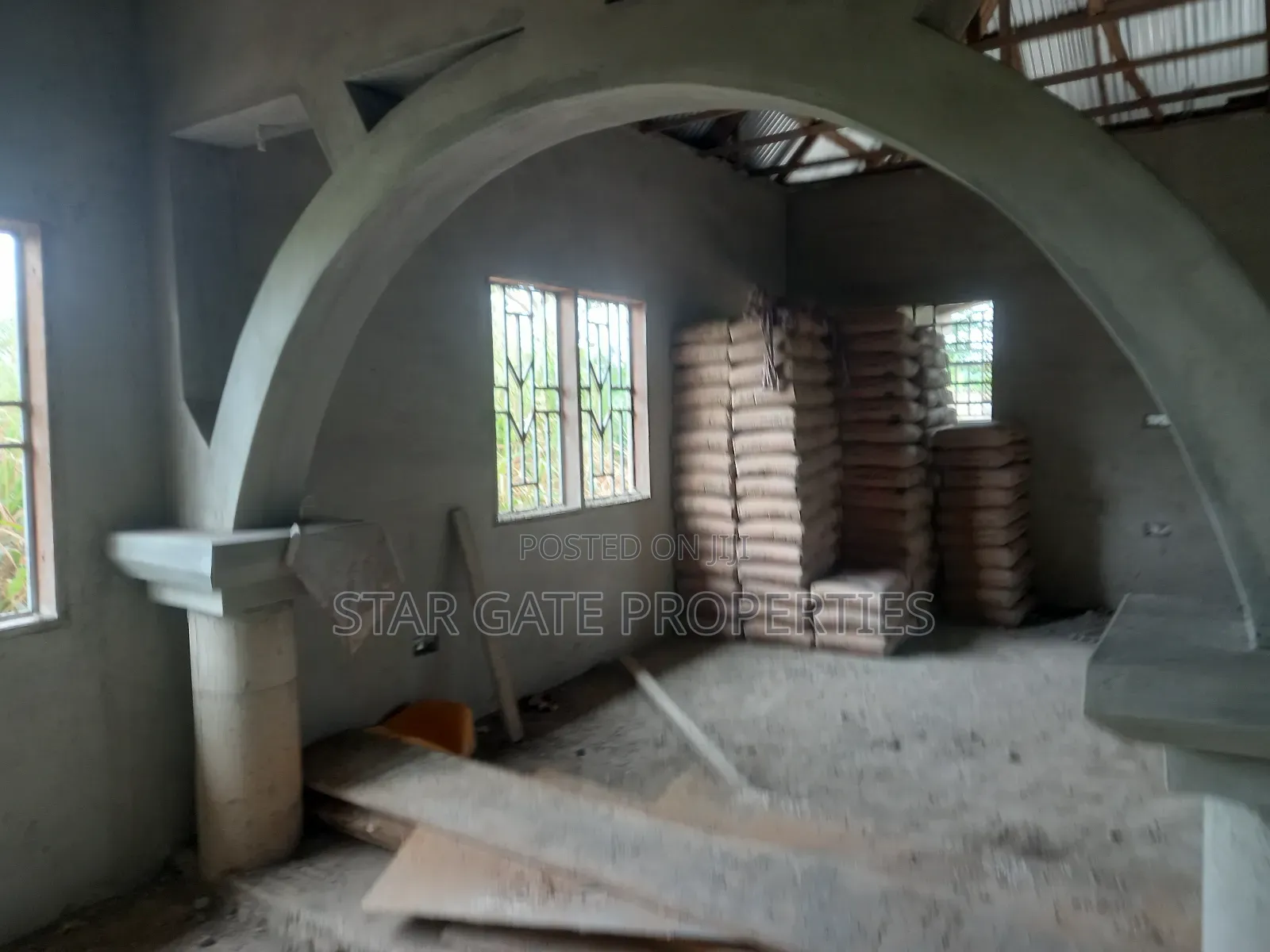 3bdrm House in Adankwame, Kumasi Metropolitan for sale