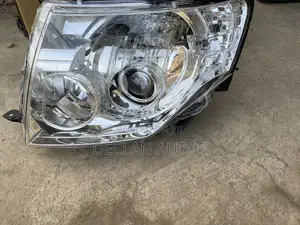Mitsubishi Pajero 2010 Headlights