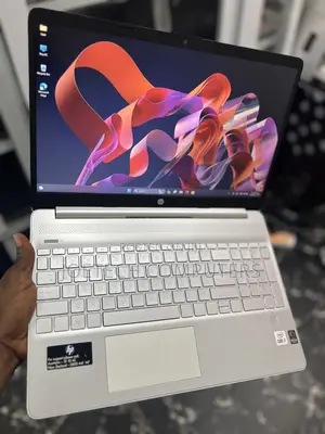 Laptop HP 15S 8GB Intel Core I7 SSD 512GB