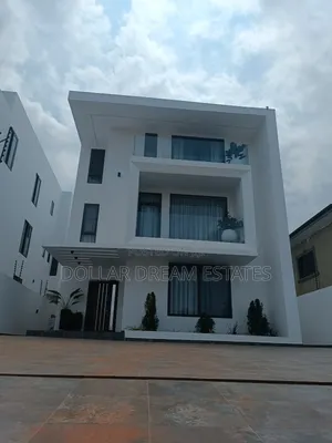 5bdrm House in East Legon for sale