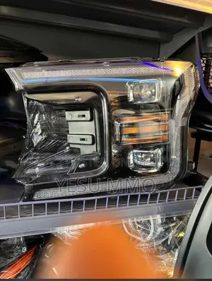 Ford F-150 19 Spec Headlight