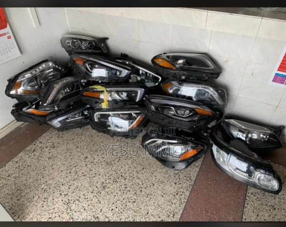 Mercedes Benz GLE Headlight